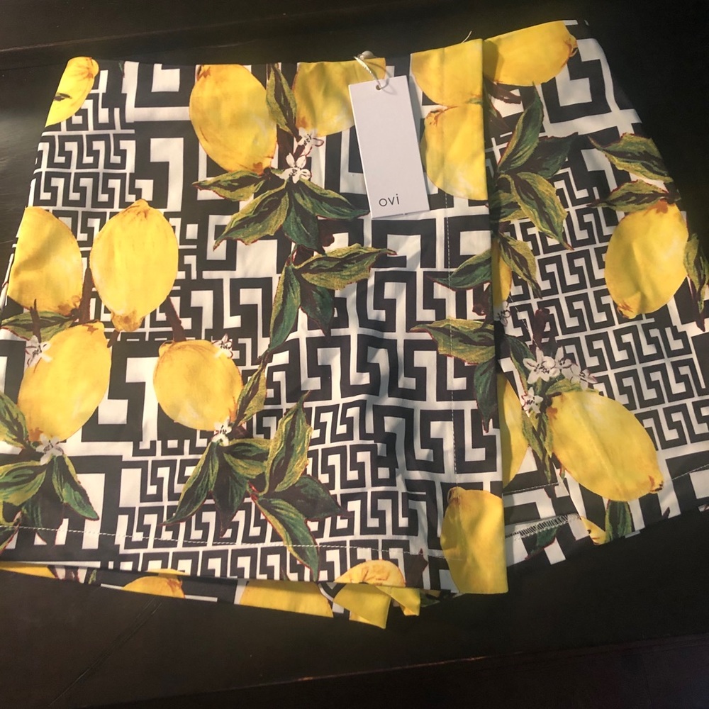 Patterned Blazer Set - Picture 3 of 4